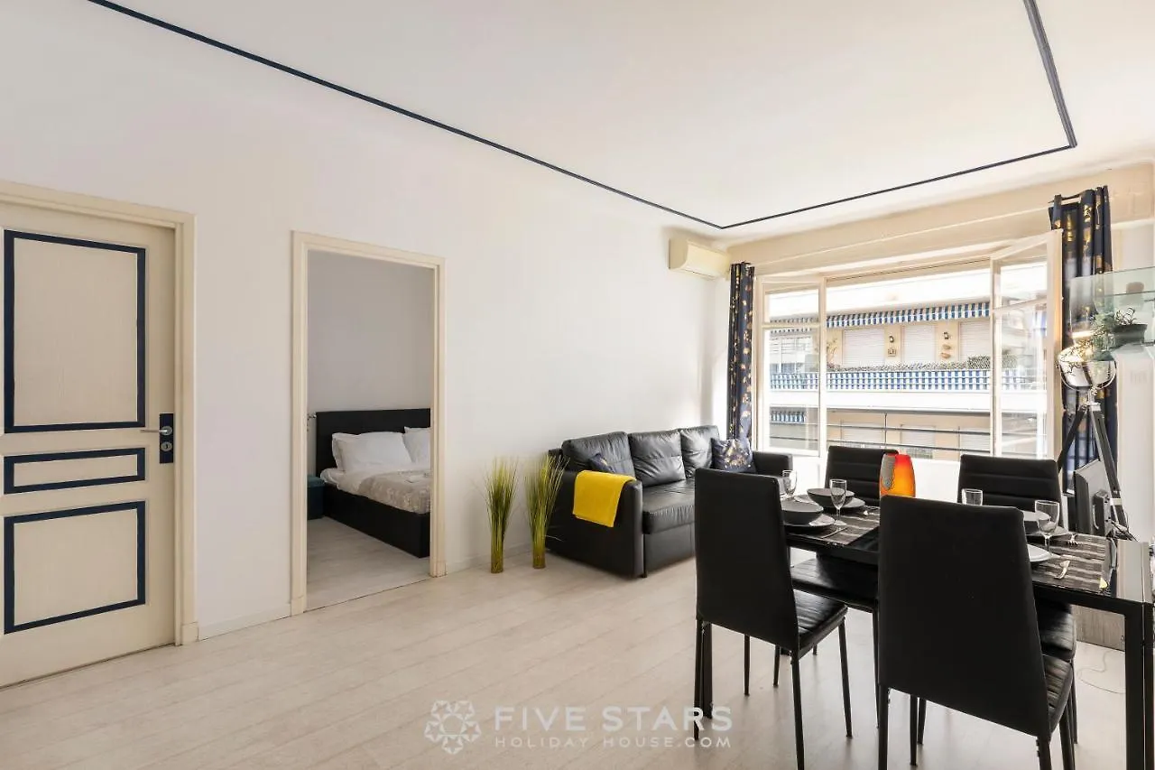 Apartment Suite Reine Marie Fshh Nice France